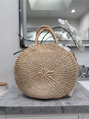 Round Woven Straw Tote Bag - Natural Beige
